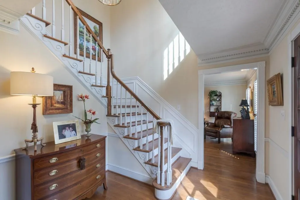 330 Skyridge Drive, Sandy Springs, Georgia 30350, 4 Bedrooms Bedrooms, ,3 BathroomsBathrooms,Residential,Sold,330 Skyridge Drive,6670153