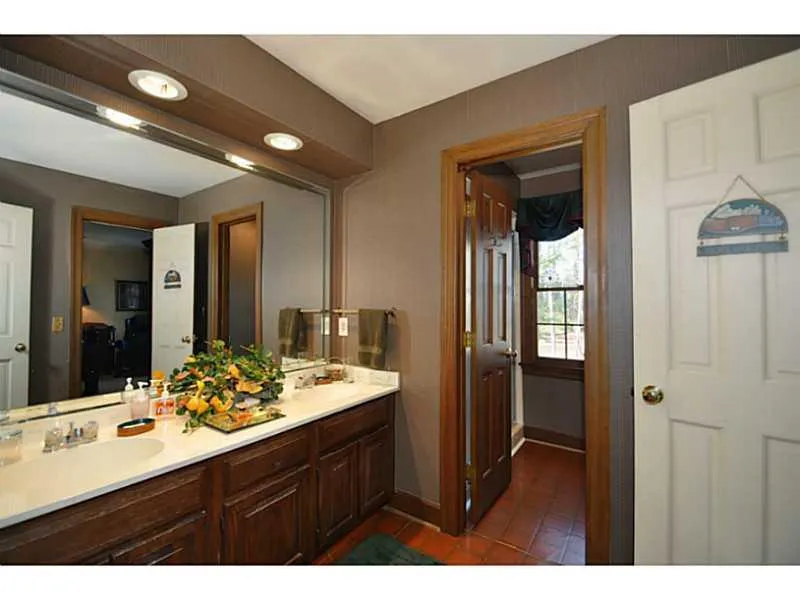 1320 Belmore Way, Atlanta, Georgia 30350, 5 Bedrooms Bedrooms, ,4 BathroomsBathrooms,Residential,Sold,1320 Belmore Way,5123904