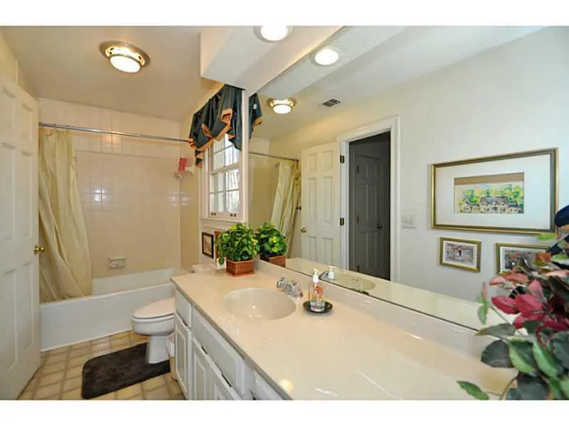 1320 Belmore Way, Atlanta, Georgia 30350, 5 Bedrooms Bedrooms, ,4 BathroomsBathrooms,Residential,Sold,1320 Belmore Way,5123904