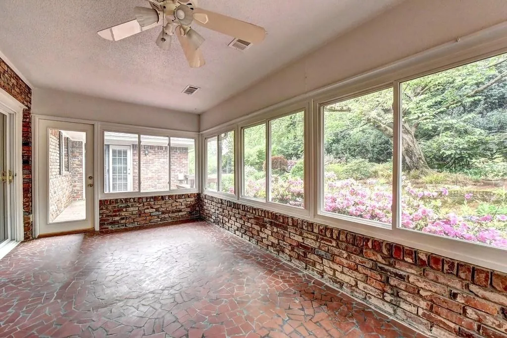 4740 Cherrywood Lane, Atlanta, Georgia 30342, 4 Bedrooms Bedrooms, ,3 BathroomsBathrooms,Residential,Sold,4740 Cherrywood Lane,6534182