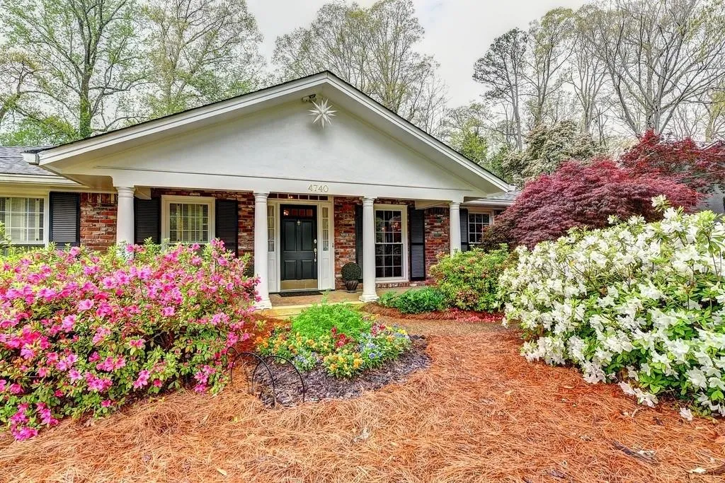 4740 Cherrywood Lane, Atlanta, Georgia 30342, 4 Bedrooms Bedrooms, ,3 BathroomsBathrooms,Residential,Sold,4740 Cherrywood Lane,6534182