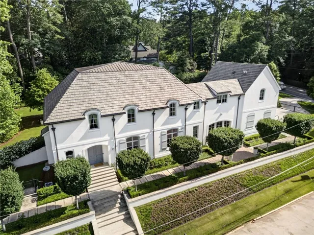 4400 Carmain Drive Ne, Atlanta, Georgia 30342