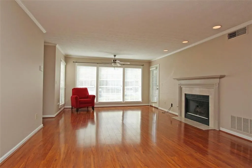 308 Gettysburg Place Unit 308, Sandy Springs, Georgia 30350, 2 Bedrooms Bedrooms, ,2 BathroomsBathrooms,Residential,Sold,308 Gettysburg Place Unit 308,5800208