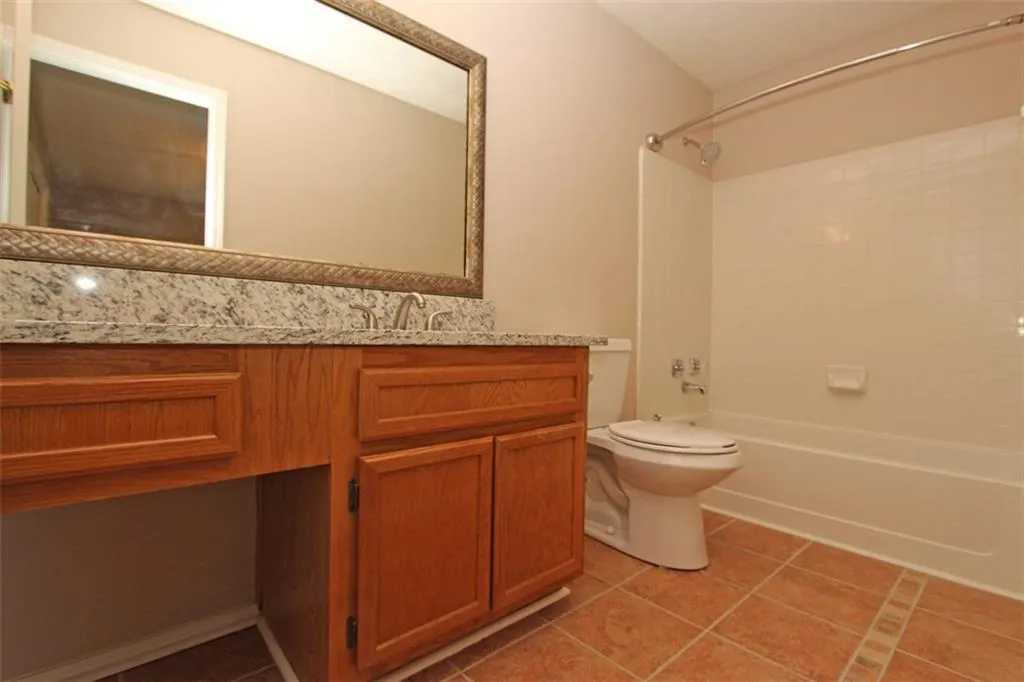 308 Gettysburg Place Unit 308, Sandy Springs, Georgia 30350, 2 Bedrooms Bedrooms, ,2 BathroomsBathrooms,Residential,Sold,308 Gettysburg Place Unit 308,5800208
