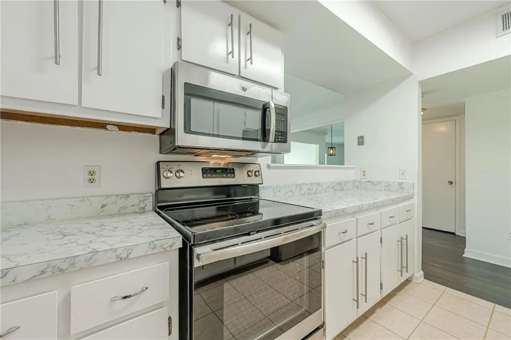 6008 Wingate Way Unit 6008, Atlanta, Georgia 30350, 1 Bedroom Bedrooms, ,1 BathroomBathrooms,Residential,Sold,6008 Wingate Way Unit 6008,7760926