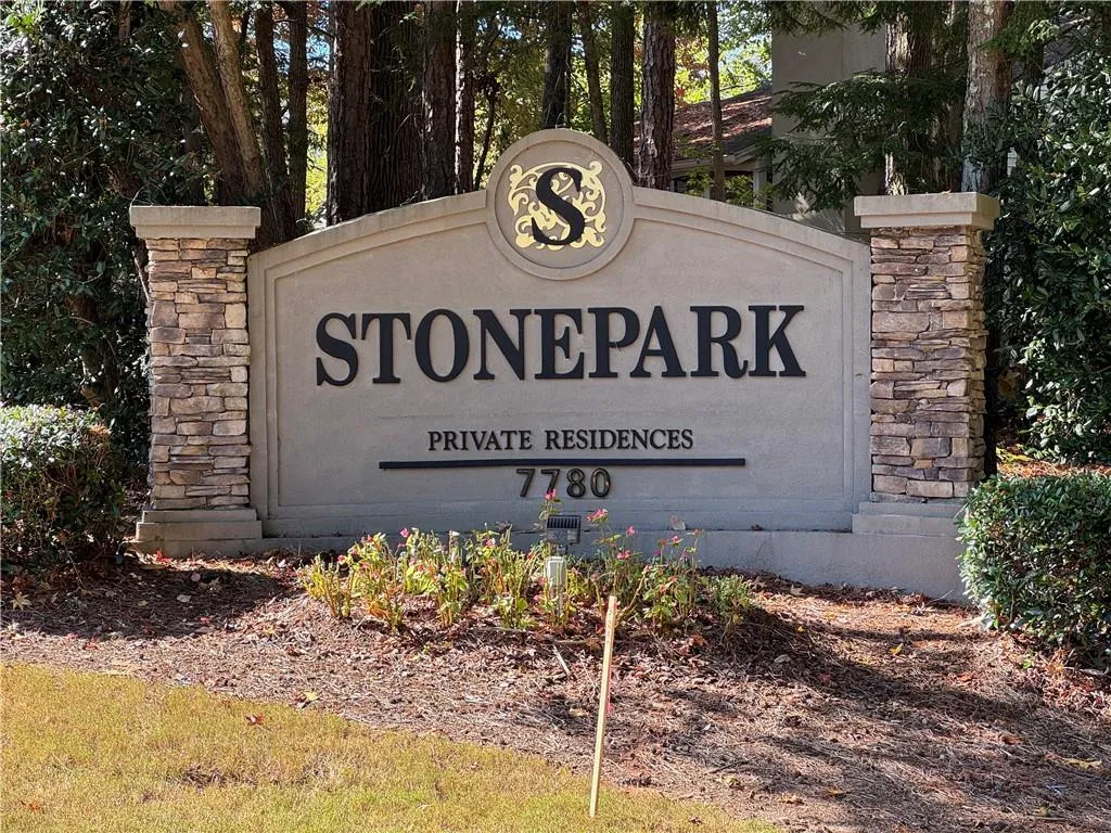 6008 Wingate Way Unit 6008, Atlanta, Georgia 30350, 1 Bedroom Bedrooms, ,1 BathroomBathrooms,Residential,For Sale,6008 Wingate Way Unit 6008,7760926