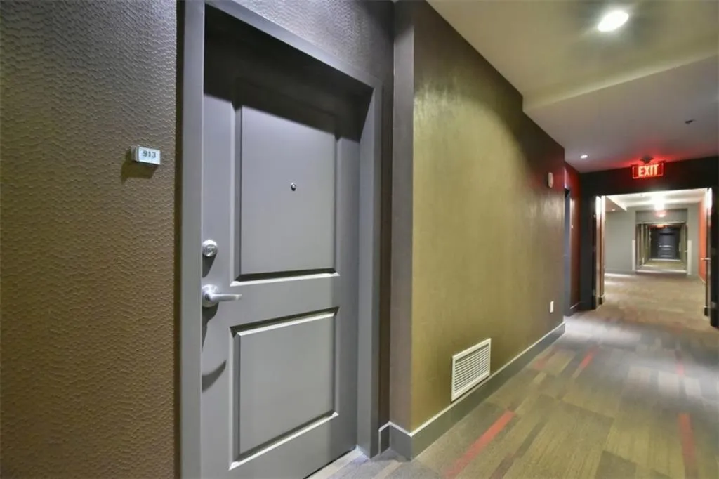 950 W Peachtree Street Nw Unit 913, Atlanta, Georgia 30309, 1 Bedroom Bedrooms, ,1 BathroomBathrooms,Residential,Sold,950 W Peachtree Street Nw Unit 913,5730067