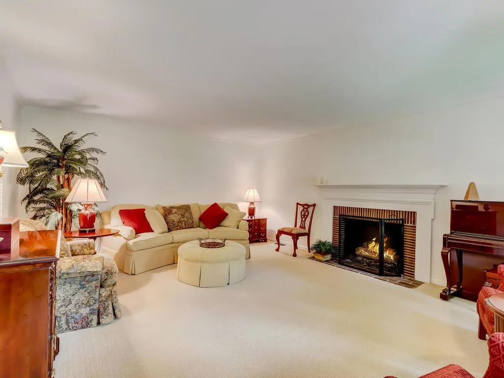 560 Spender Trace, Atlanta, Georgia 30350, 4 Bedrooms Bedrooms, ,4 BathroomsBathrooms,Residential,Sold,560 Spender Trace,6921788