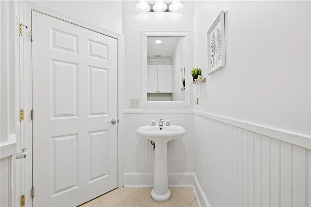 4100 Paces Walk Se Unit 4406, Atlanta, Georgia 30339, 3 Bedrooms Bedrooms, ,2 BathroomsBathrooms,Residential,For Sale,4100 Paces Walk Se Unit 4406,7567683