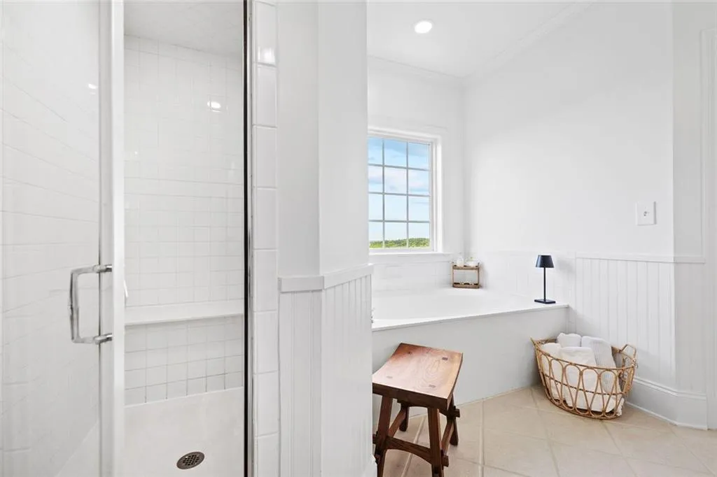 4100 Paces Walk Se Unit 4406, Atlanta, Georgia 30339, 3 Bedrooms Bedrooms, ,2 BathroomsBathrooms,Residential,For Sale,4100 Paces Walk Se Unit 4406,7567683