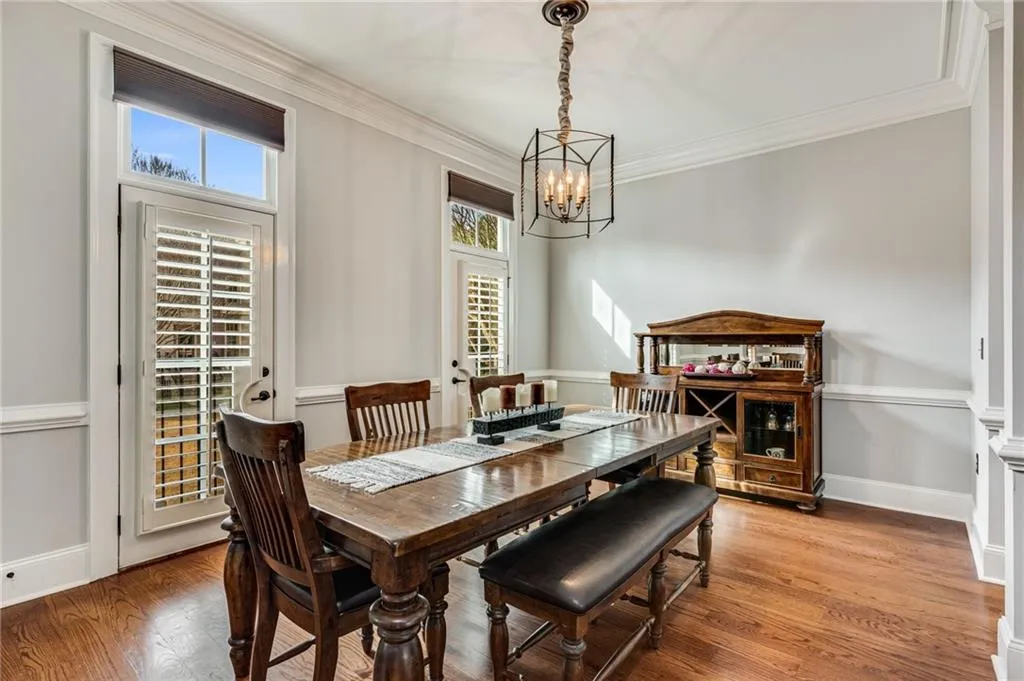 613 Riverlawn Court Unit 23, Atlanta, Georgia 30339, 3 Bedrooms Bedrooms, ,3 BathroomsBathrooms,Residential,Sold,613 Riverlawn Court Unit 23,7158119