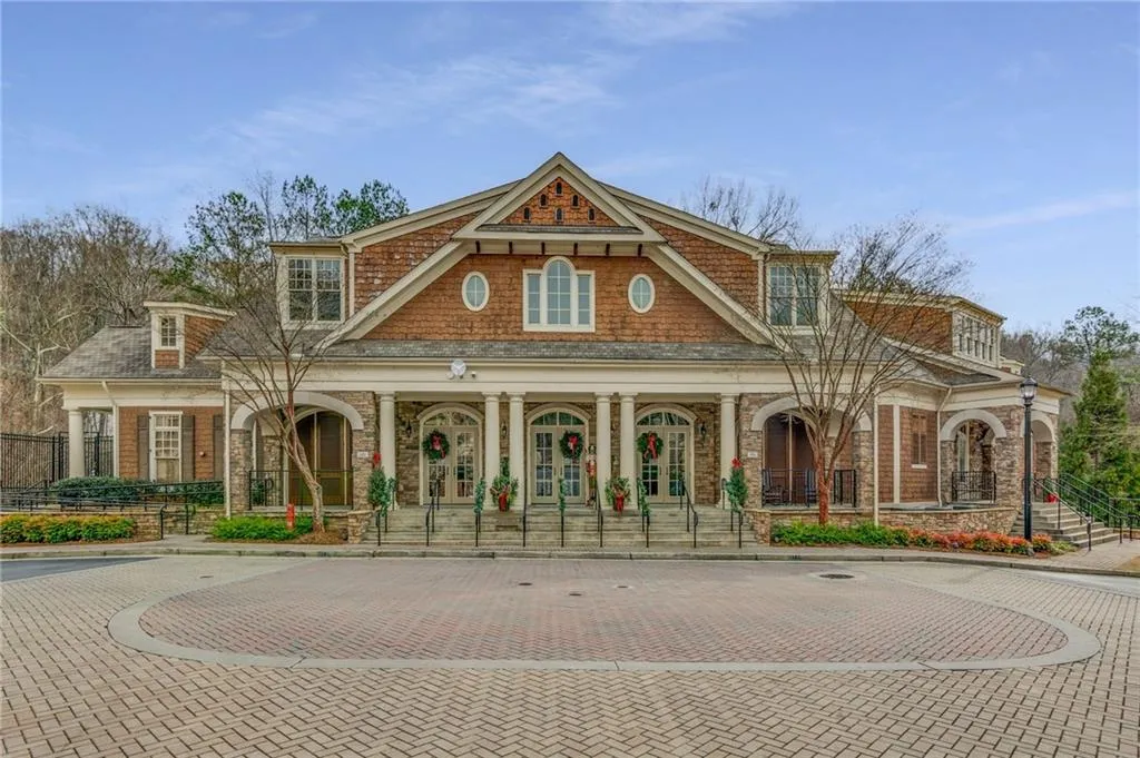 613 Riverlawn Court Unit 23, Atlanta, Georgia 30339, 3 Bedrooms Bedrooms, ,3 BathroomsBathrooms,Residential,Sold,613 Riverlawn Court Unit 23,7158119