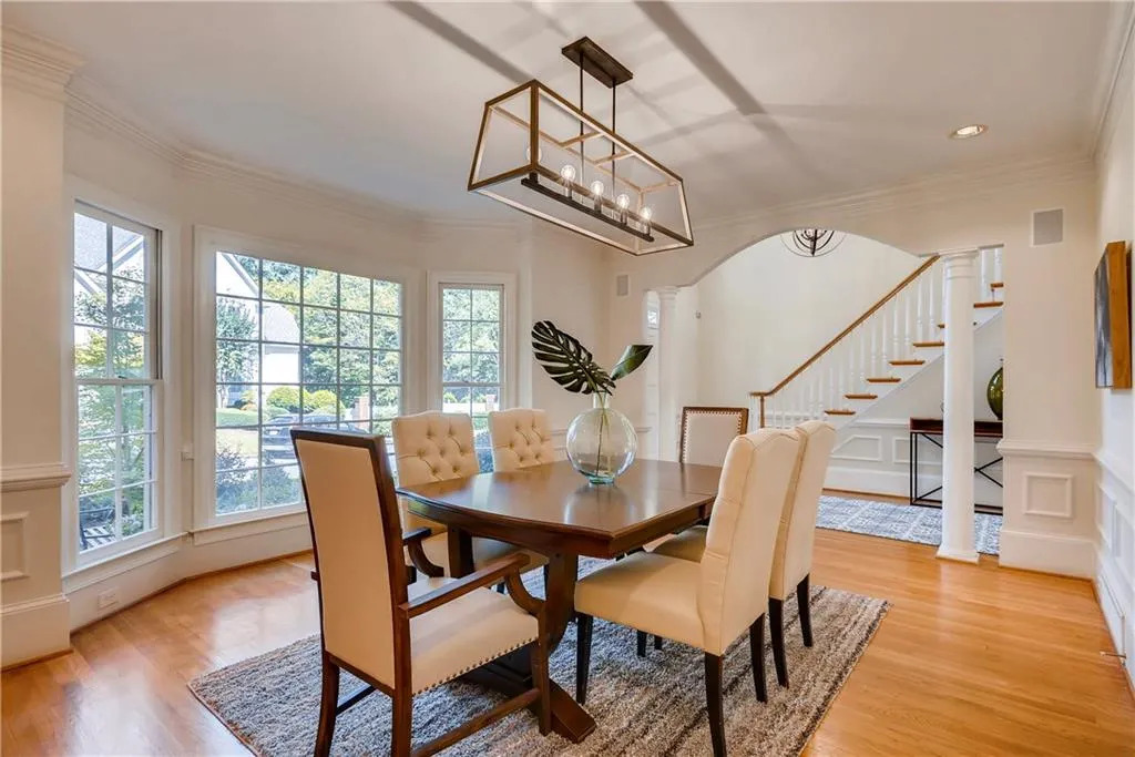 235 Grosvenor Place, Atlanta, Georgia 30328, 3 Bedrooms Bedrooms, ,3 BathroomsBathrooms,Residential,Sold,235 Grosvenor Place,6085909