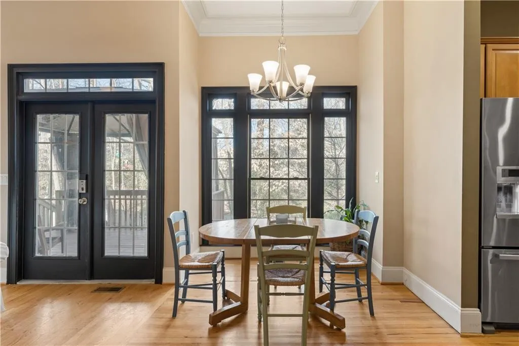 996 Pitts #f Road, Sandy Springs, Georgia 30350, 4 Bedrooms Bedrooms, ,3 BathroomsBathrooms,Residential,Sold,996 Pitts #f Road,7180394