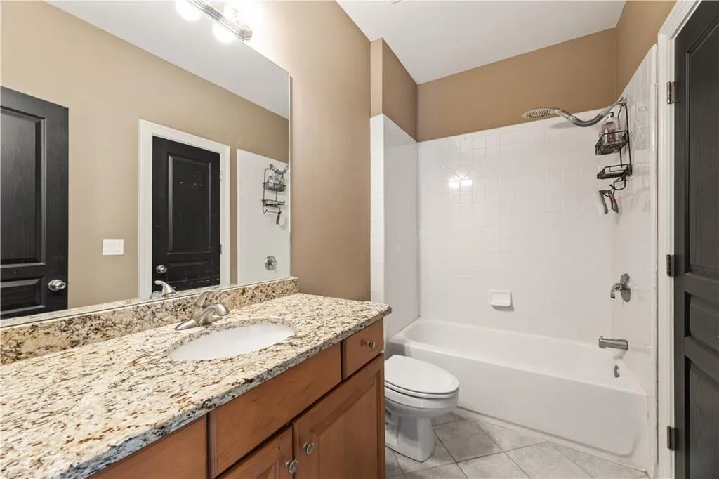 996 Pitts #f Road, Sandy Springs, Georgia 30350, 4 Bedrooms Bedrooms, ,3 BathroomsBathrooms,Residential,Sold,996 Pitts #f Road,7180394