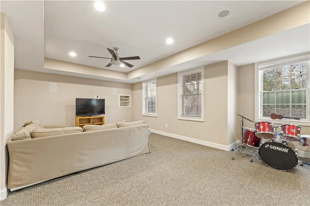 996 Pitts #f Road, Sandy Springs, Georgia 30350, 4 Bedrooms Bedrooms, ,3 BathroomsBathrooms,Residential,Sold,996 Pitts #f Road,7180394