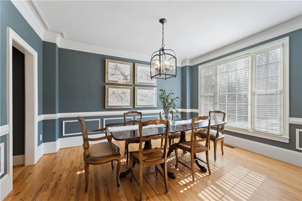 996 Pitts #f Road, Sandy Springs, Georgia 30350, 4 Bedrooms Bedrooms, ,3 BathroomsBathrooms,Residential,Sold,996 Pitts #f Road,7180394