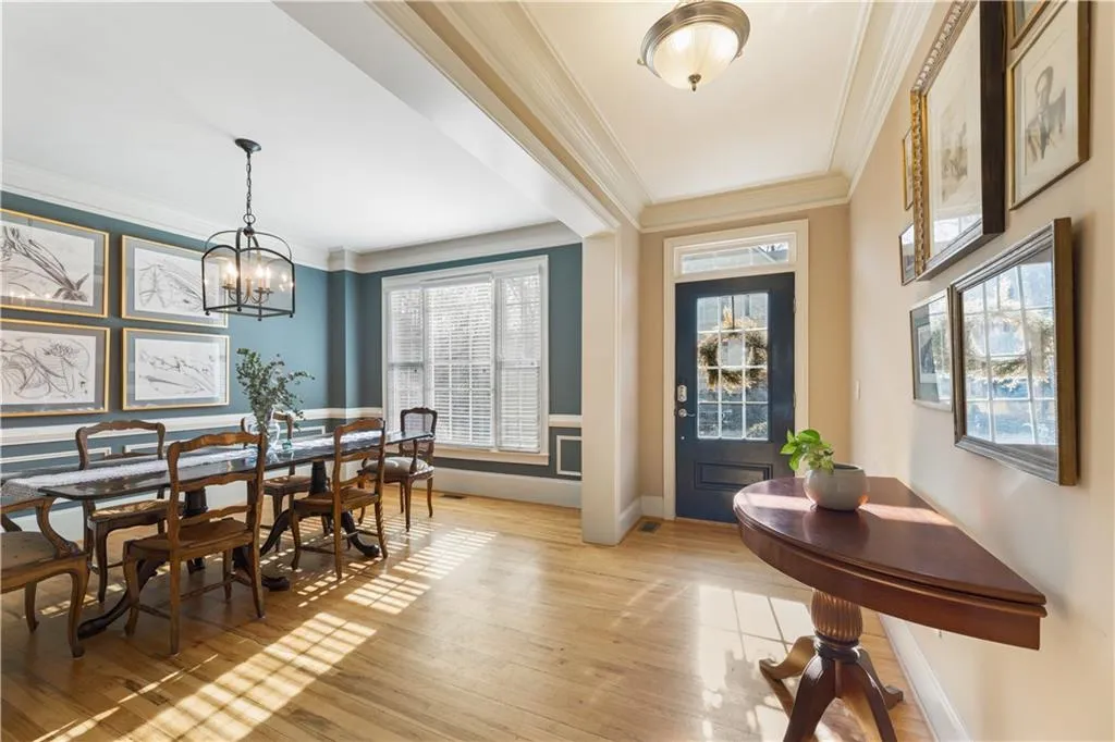 996 Pitts #f Road, Sandy Springs, Georgia 30350, 4 Bedrooms Bedrooms, ,3 BathroomsBathrooms,Residential,Sold,996 Pitts #f Road,7180394