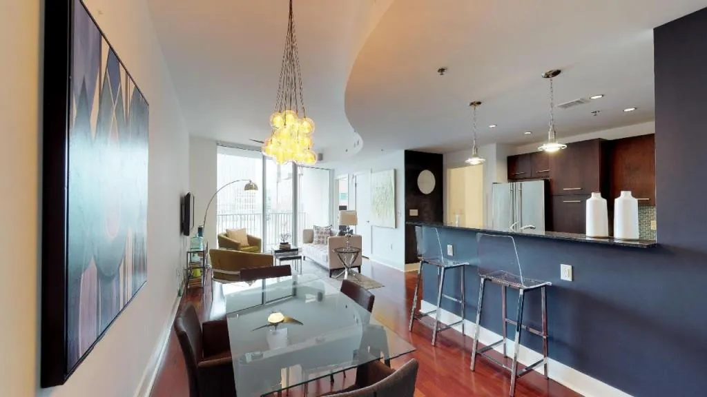 20 10th Street Nw Unit 1402, Atlanta, Georgia 30309, 1 Bedroom Bedrooms, ,1 BathroomBathrooms,Residential,Sold,20 10th Street Nw Unit 1402,5986455