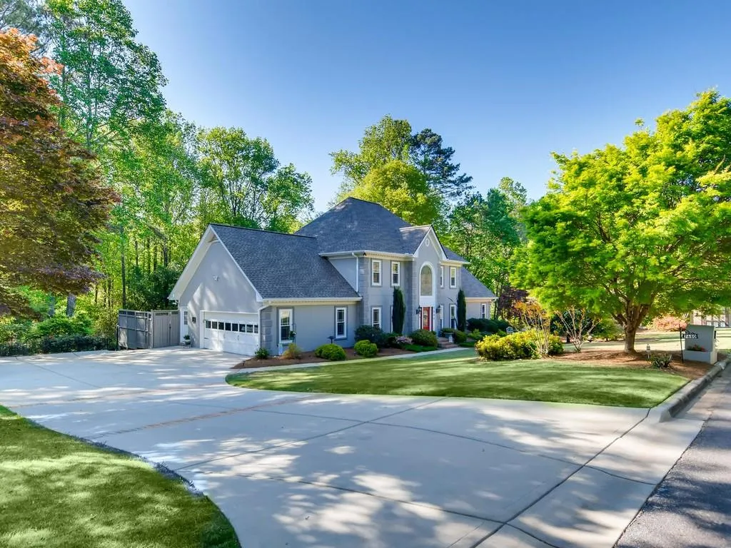 7680 Brigham Drive, Atlanta, Georgia 30350, 4 Bedrooms Bedrooms, ,4 BathroomsBathrooms,Residential,Sold,7680 Brigham Drive,6711090