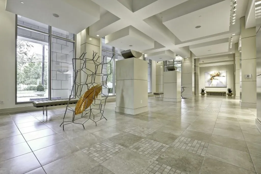 2795 Peachtree Road Ne Unit 502, Atlanta, Georgia 30305, 2 Bedrooms Bedrooms, ,2 BathroomsBathrooms,Residential,Sold,2795 Peachtree Road Ne Unit 502,5770163