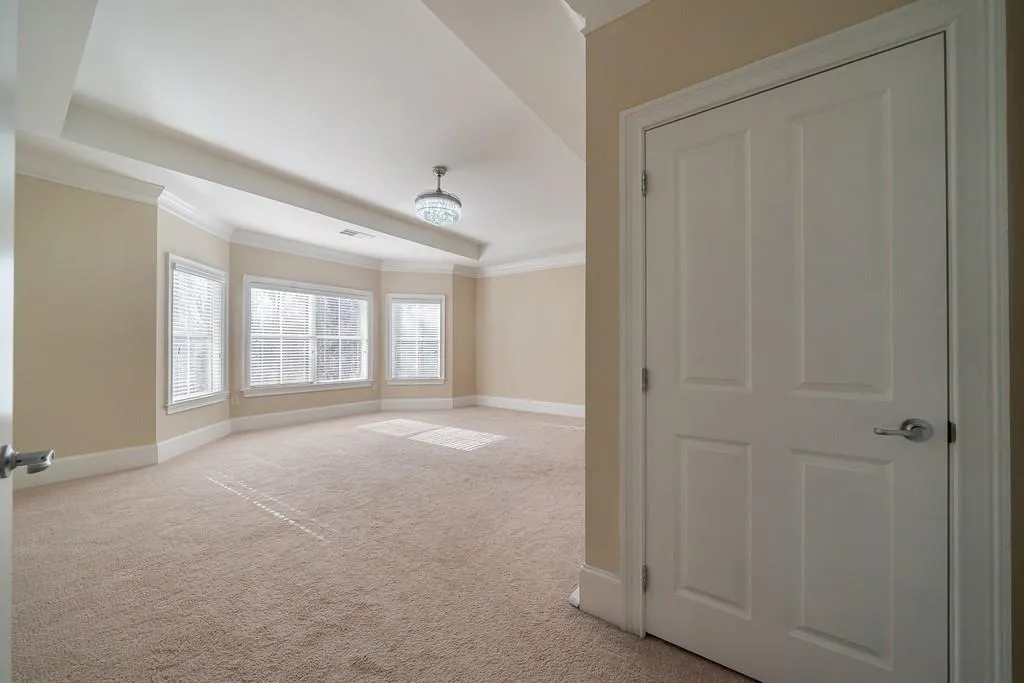1219 Glenridge Place, Sandy Springs, Georgia 30342, 3 Bedrooms Bedrooms, ,3 BathroomsBathrooms,Residential,Sold,1219 Glenridge Place,6824962