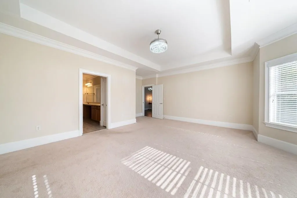 1219 Glenridge Place, Sandy Springs, Georgia 30342, 3 Bedrooms Bedrooms, ,3 BathroomsBathrooms,Residential,Sold,1219 Glenridge Place,6824962
