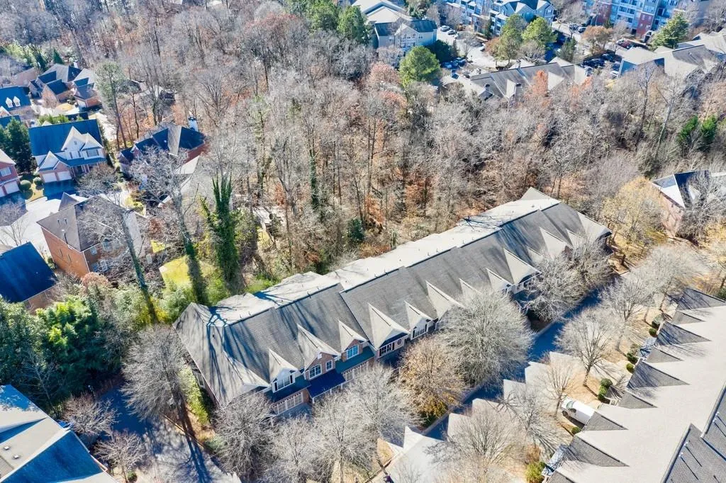 1219 Glenridge Place, Sandy Springs, Georgia 30342, 3 Bedrooms Bedrooms, ,3 BathroomsBathrooms,Residential,Sold,1219 Glenridge Place,6824962