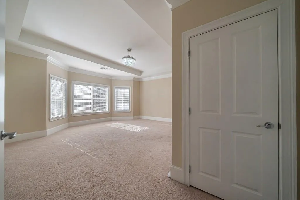 1219 Glenridge Place, Sandy Springs, Georgia 30342, 3 Bedrooms Bedrooms, ,3 BathroomsBathrooms,Residential,Sold,1219 Glenridge Place,6824962