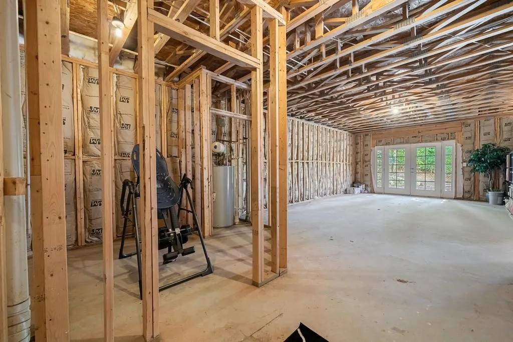 1219 Glenridge Place, Sandy Springs, Georgia 30342, 3 Bedrooms Bedrooms, ,3 BathroomsBathrooms,Residential,Sold,1219 Glenridge Place,6824962