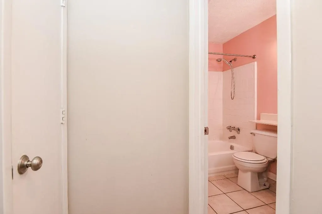 403 River Run Drive, Sandy Springs, Georgia 30350, 1 Bedroom Bedrooms, ,1 BathroomBathrooms,Residential,Sold,403 River Run Drive,5593806