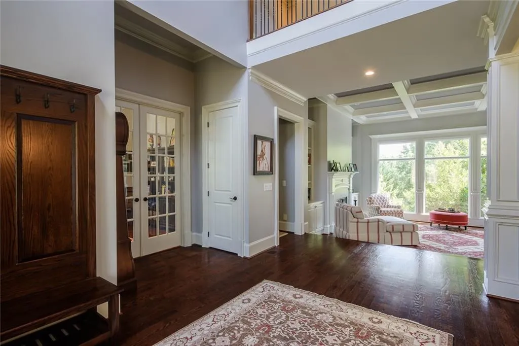 7795 Stables Drive, Sandy Springs, Georgia 30350, 6 Bedrooms Bedrooms, ,6 BathroomsBathrooms,Residential,Sold,7795 Stables Drive,6924339