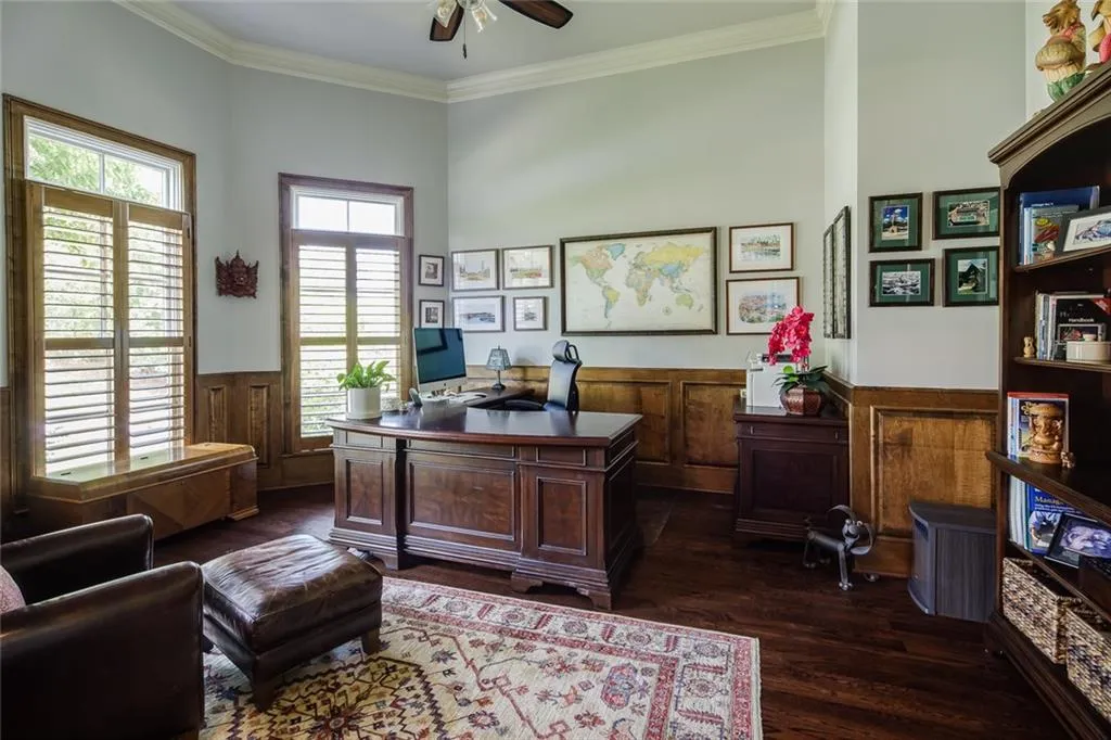 7795 Stables Drive, Sandy Springs, Georgia 30350, 6 Bedrooms Bedrooms, ,6 BathroomsBathrooms,Residential,Sold,7795 Stables Drive,6924339