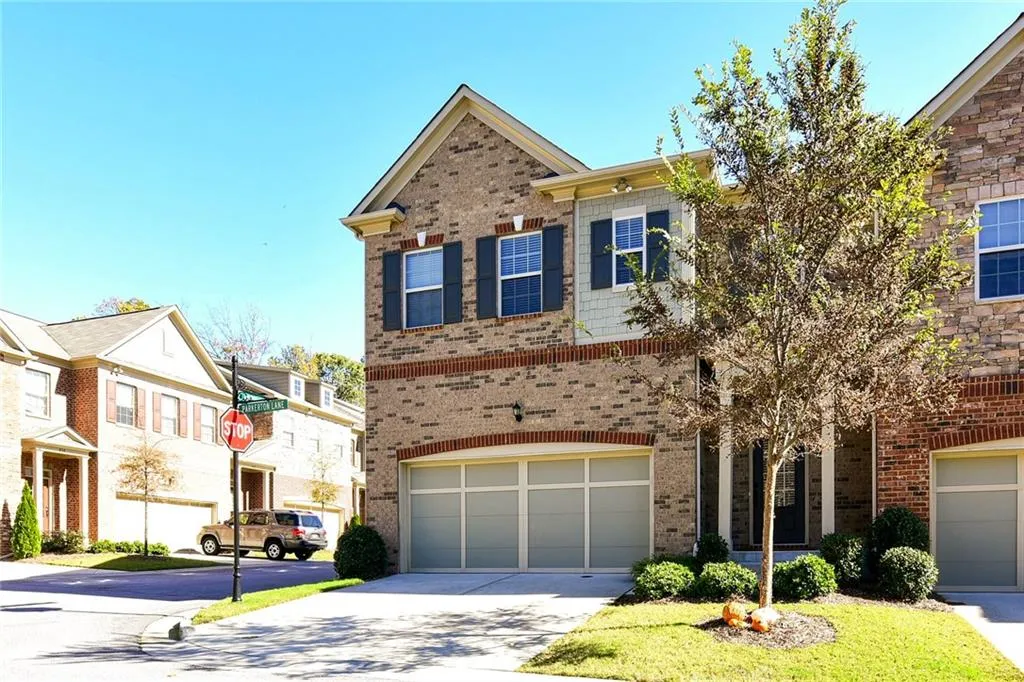 5543 Parkerton Lane, Sandy Springs, Georgia 30342, 3 Bedrooms Bedrooms, ,2 BathroomsBathrooms,Residential,Sold,5543 Parkerton Lane,5804975