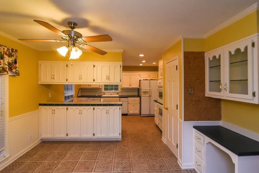 525 Valley Hall Drive, Sandy Springs, Georgia 30350, 6 Bedrooms Bedrooms, ,5 BathroomsBathrooms,Residential,Sold,525 Valley Hall Drive,5839945