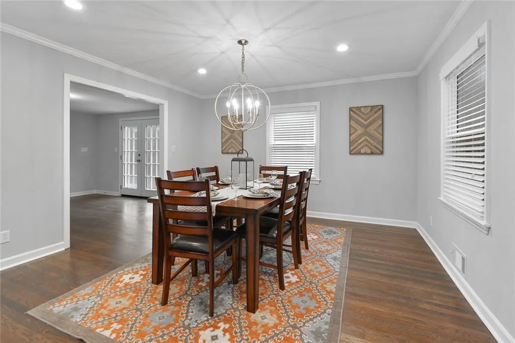 1544 Huntingdon Trail, Sandy Springs, Georgia 30350, 5 Bedrooms Bedrooms, ,3 BathroomsBathrooms,Residential,Sold,1544 Huntingdon Trail,6828453