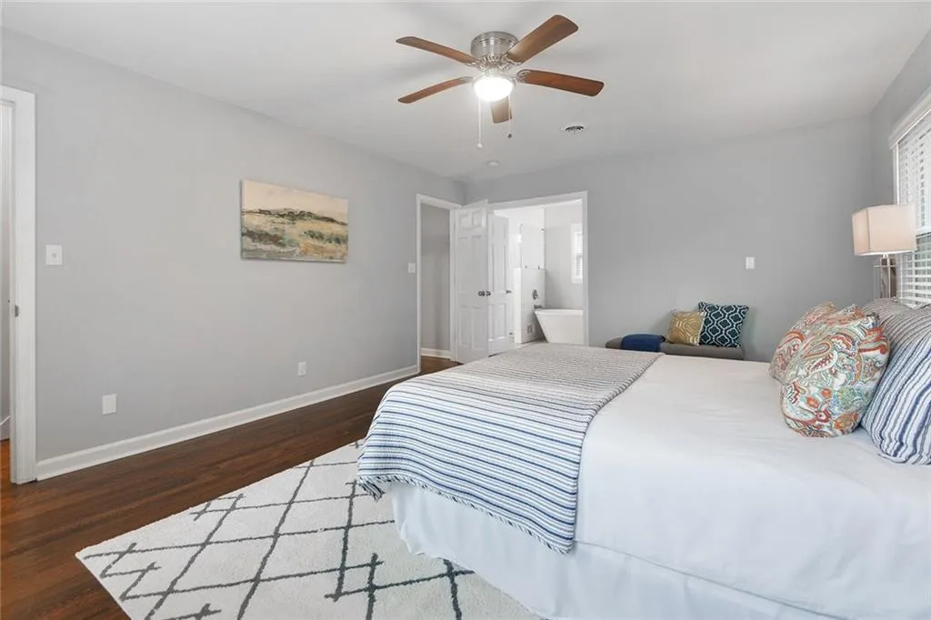 1544 Huntingdon Trail, Sandy Springs, Georgia 30350, 5 Bedrooms Bedrooms, ,3 BathroomsBathrooms,Residential,Sold,1544 Huntingdon Trail,6828453