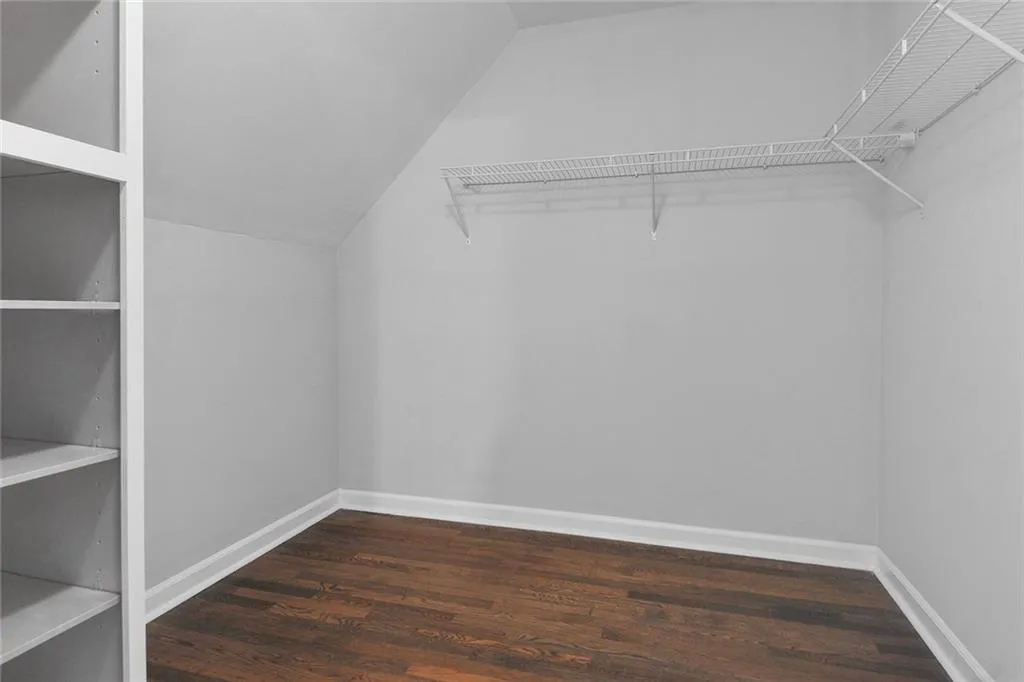 1544 Huntingdon Trail, Sandy Springs, Georgia 30350, 5 Bedrooms Bedrooms, ,3 BathroomsBathrooms,Residential,Sold,1544 Huntingdon Trail,6828453