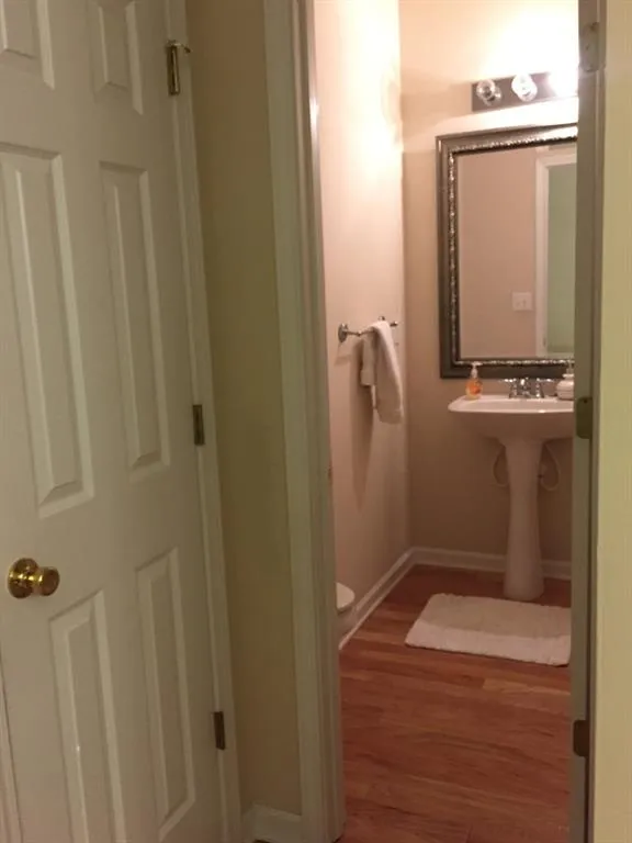 7822 Welsford Point, Sandy Springs, Georgia 30350, 3 Bedrooms Bedrooms, ,3 BathroomsBathrooms,Residential,Sold,7822 Welsford Point,5502744