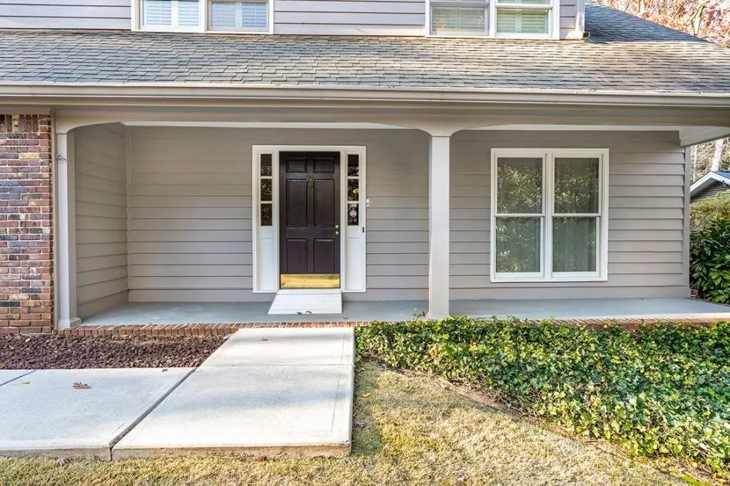 36 Brandon Ridge Drive, Sandy Springs, Georgia 30328, 5 Bedrooms Bedrooms, ,3 BathroomsBathrooms,Residential,Sold,36 Brandon Ridge Drive,6976736