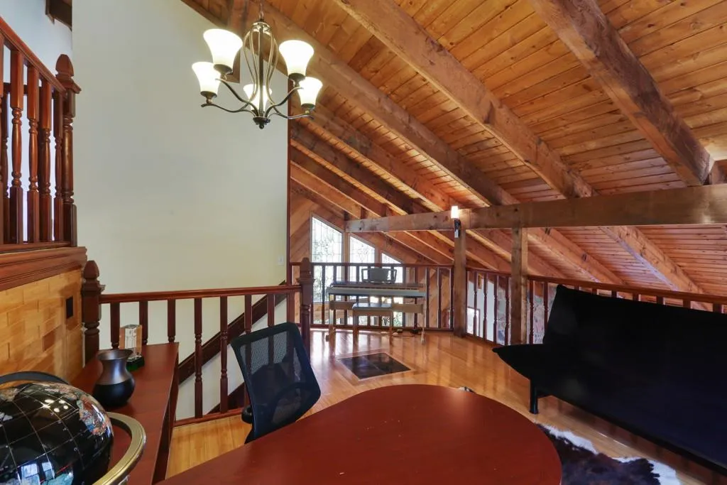 330 Balboa Court Ne, Sandy Springs, Georgia 30342, 4 Bedrooms Bedrooms, ,3 BathroomsBathrooms,Residential,Sold,330 Balboa Court Ne,6519850