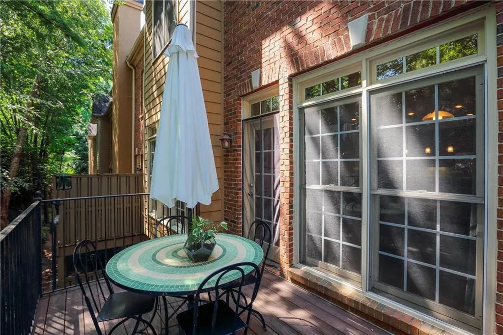 5439 Wentworth Street, Atlanta, Georgia 30342, 4 Bedrooms Bedrooms, ,3 BathroomsBathrooms,Residential,Sold,5439 Wentworth Street,6678240