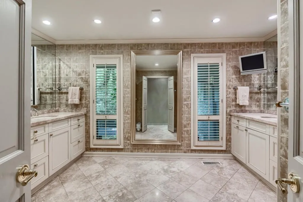 4865 Jett Road Nw, Atlanta, Georgia 30327, 4 Bedrooms Bedrooms, ,4 BathroomsBathrooms,Residential,Sold,4865 Jett Road Nw,6015045