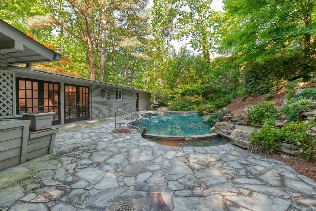 4865 Jett Road Nw, Atlanta, Georgia 30327, 4 Bedrooms Bedrooms, ,4 BathroomsBathrooms,Residential,Sold,4865 Jett Road Nw,6015045