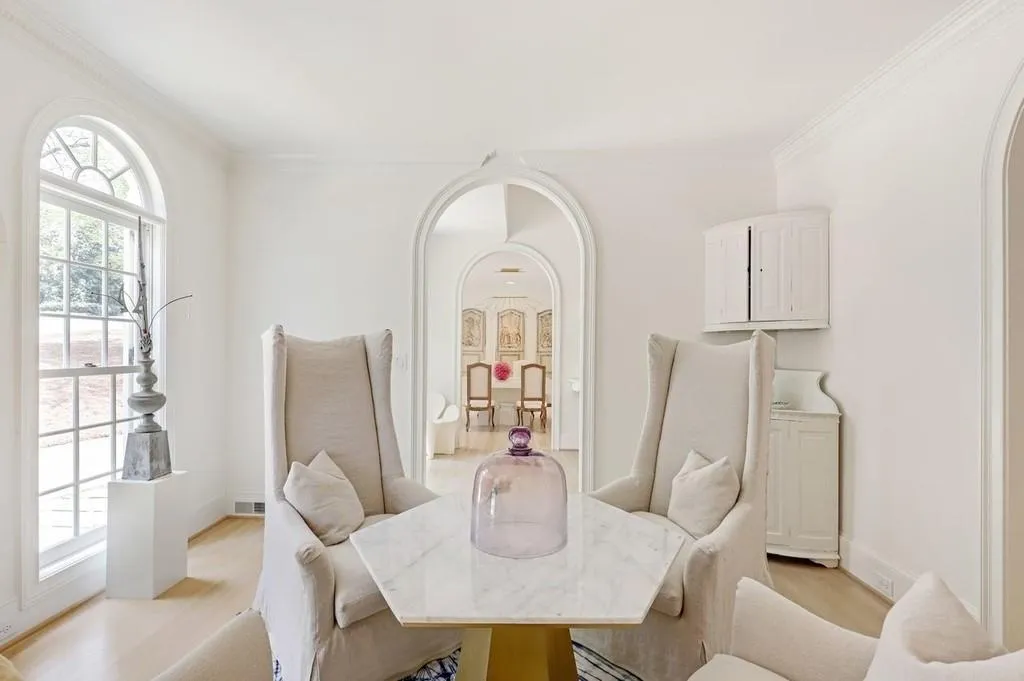30 Old Maryland Chase, Atlanta, Georgia 30327, 4 Bedrooms Bedrooms, ,3 BathroomsBathrooms,Residential,Sold,30 Old Maryland Chase,6708259