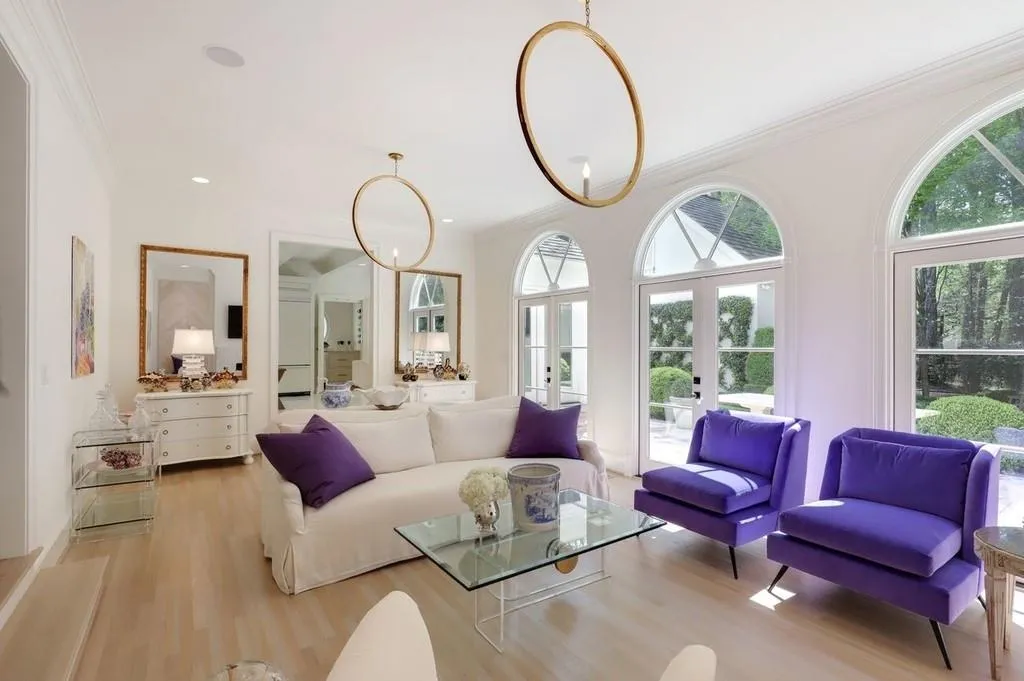 30 Old Maryland Chase, Atlanta, Georgia 30327, 4 Bedrooms Bedrooms, ,3 BathroomsBathrooms,Residential,Sold,30 Old Maryland Chase,6708259