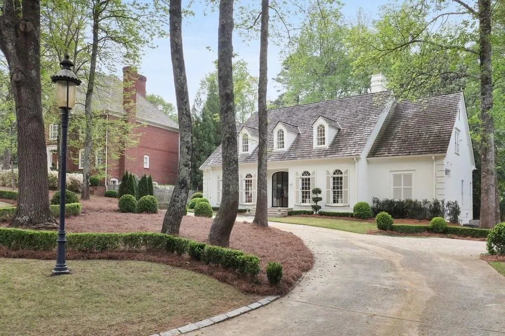 30 Old Maryland Chase, Atlanta, Georgia 30327, 4 Bedrooms Bedrooms, ,3 BathroomsBathrooms,Residential,Sold,30 Old Maryland Chase,6708259