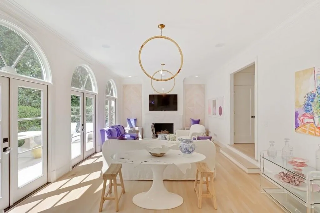 30 Old Maryland Chase, Atlanta, Georgia 30327, 4 Bedrooms Bedrooms, ,3 BathroomsBathrooms,Residential,Sold,30 Old Maryland Chase,6708259