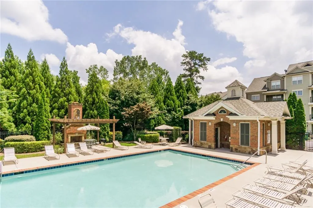 761 Berrydale Drive, Atlanta, Georgia 30328, 2 Bedrooms Bedrooms, ,2 BathroomsBathrooms,Residential,Sold,761 Berrydale Drive,6583652