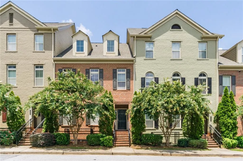 761 Berrydale Drive, Atlanta, Georgia 30328, 2 Bedrooms Bedrooms, ,2 BathroomsBathrooms,Residential,Sold,761 Berrydale Drive,6583652